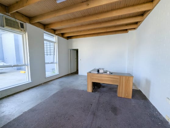 Click to view all images 27 Dingley Avenue Dandenong VIC 3175 - Image 5