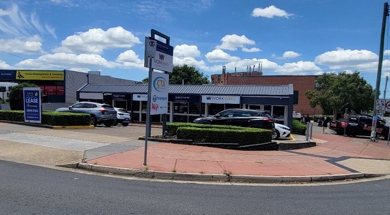 Click to view all images E/7 Station Road Logan Central QLD 4114 - Image 3