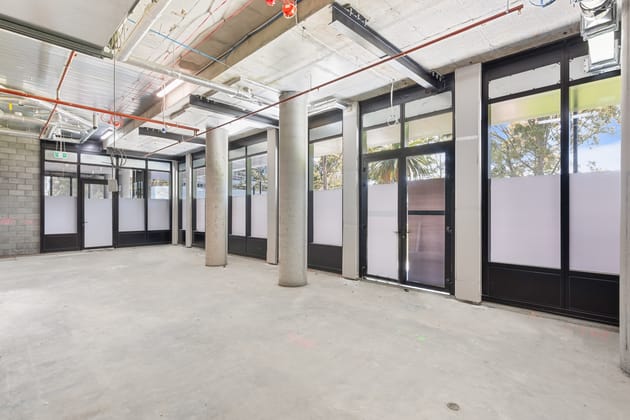 Click to view all images 21 Bangs Street Prahran VIC 3181 - Image 4