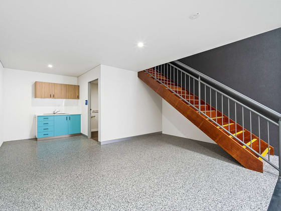 4/240 New Cleveland Road Tingalpa QLD 4173 - Image 3