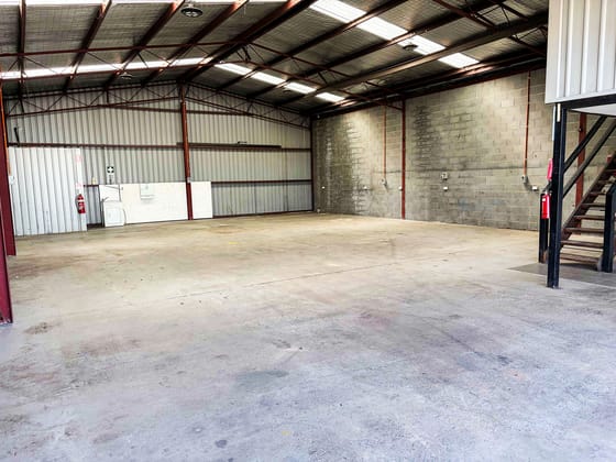 Click to view all images 2/27 Glendale Avenue Hastings VIC 3915 - Image 4