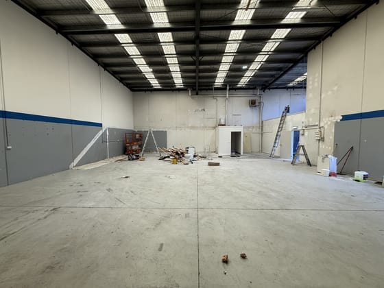 Click to view all images 2/88 Brunel Road Seaford VIC 3198 - Image 3