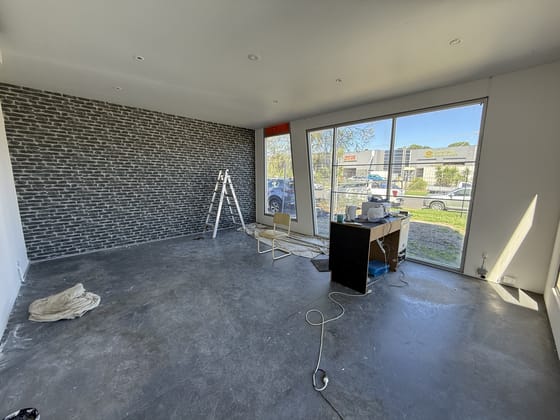 Click to view all images 2/88 Brunel Road Seaford VIC 3198 - Image 5