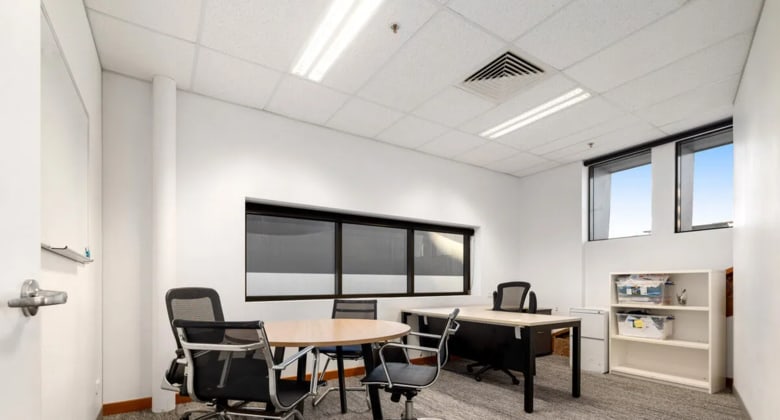 301/33 Longland Street Newstead QLD 4006 - Image 4