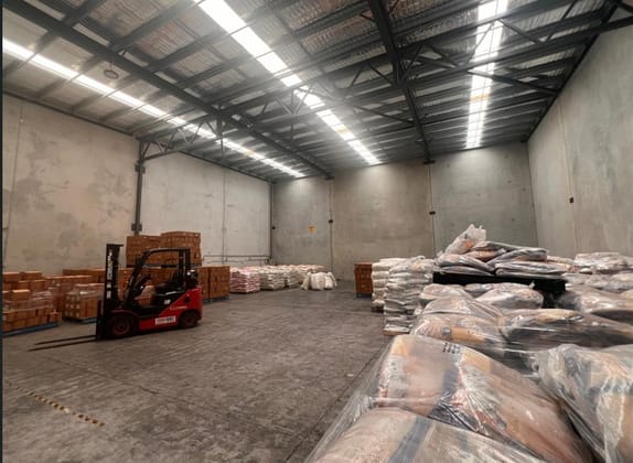 Click to view all images 14/12-18 Ellerslie Road Meadowbrook QLD 4131 - Image 3