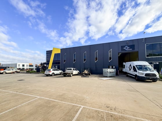 1/18 Bormar Drive Pakenham VIC 3810 - Image 2