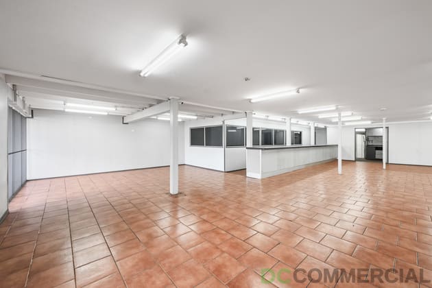 Click to view all images 203-205 Anzac Avenue Harristown QLD 4350 - Image 4