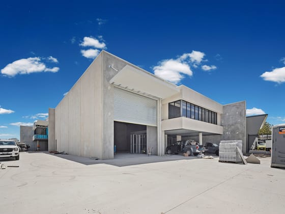 Click to view all images 1&2/36 Industrial Avenue Logan Village QLD 4207 - Image 3