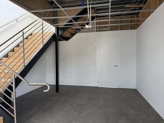 Click to view all images 28 Paramount Boulevard Cranbourne West VIC 3977 - Image 4