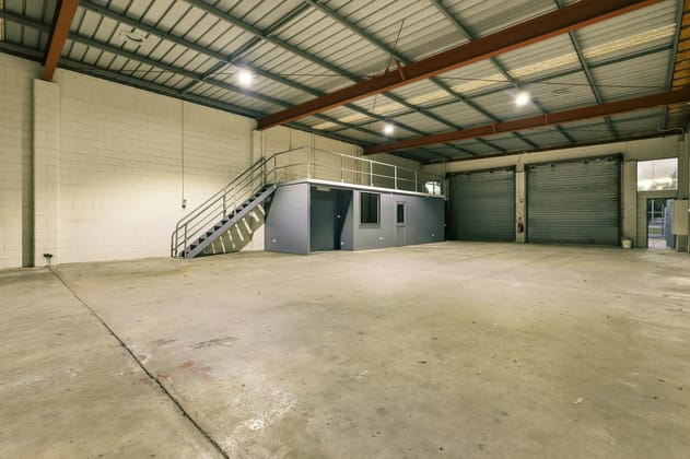 Click to view all images 69 Snook Street Clontarf QLD 4019 - Image 2