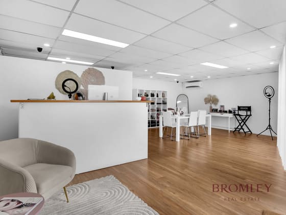Shop 1 & 2/148 Cavendish Road Coorparoo QLD 4151 - Image 2