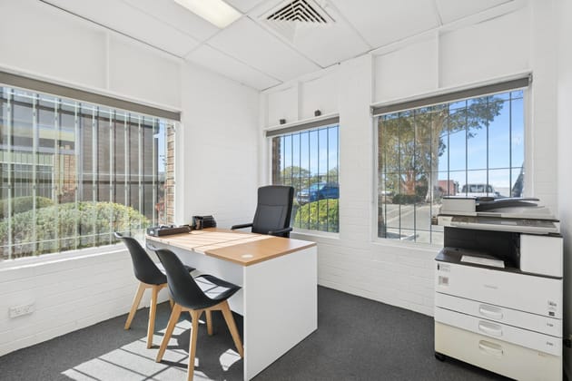 Click to view all images 22/8 Baretta Road Wangara WA 6065 - Image 3