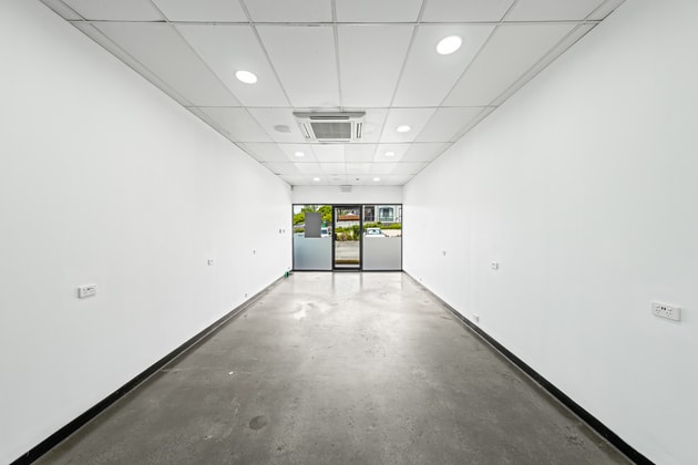 Click to view all images 345 Pine Mountain Road Mount Gravatt East QLD 4122 - Image 2