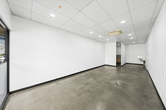 Click to view all images 345 Pine Mountain Road Mount Gravatt East QLD 4122 - Image 3