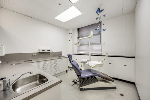 Click to view all images 195 North Terrace Adelaide SA 5000 - Image 1