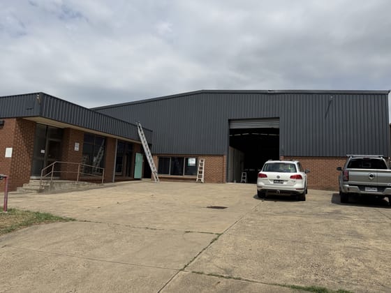 10 Overseas Drive Noble Park North VIC 3174 - Image 1