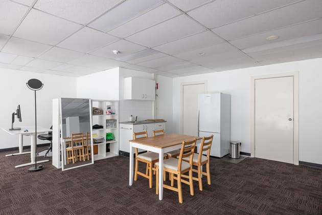 Shop 2/2-4 Sterling Circuit Camperdown NSW 2050 - Image 3