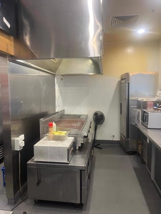 Click to view all images 515 St Pauls Tce Fortitude Valley QLD 4006 - Image 2