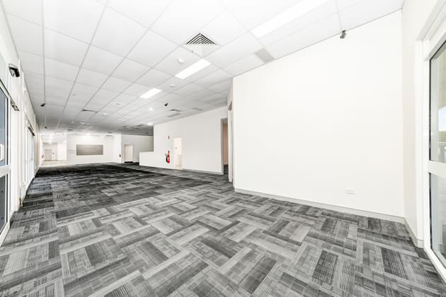 1/15 High Range Drive Thuringowa Central QLD 4817 - Image 4