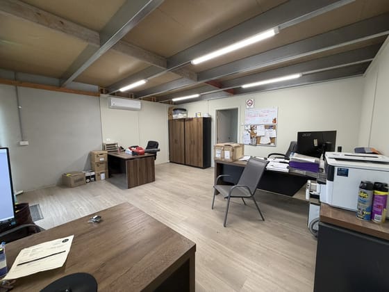 32 & 34 O'Sullivan Street Pakenham VIC 3810 - Image 3