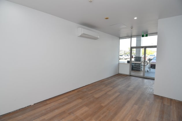 3/249 Fulham Road Vincent QLD 4814 - Image 2