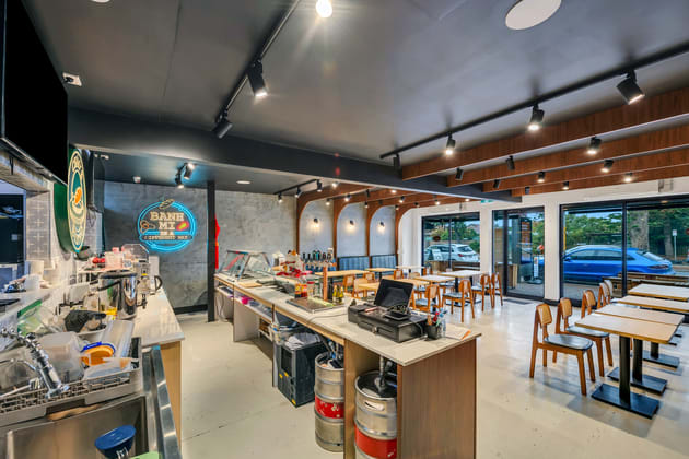 Click to view all images 3/61 Tapleys Hill Road Glenelg North SA 5045 - Image 4