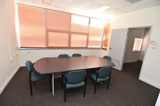 6B/202 Ross River Road Aitkenvale QLD 4814 - Image 2