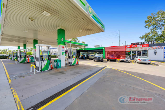 Click to view all images 2/1589 Wynnum Road Tingalpa QLD 4173 - Image 3
