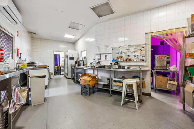 Click to view all images 594 - 596 Stirling Highway Mosman Park WA 6012 - Image 5