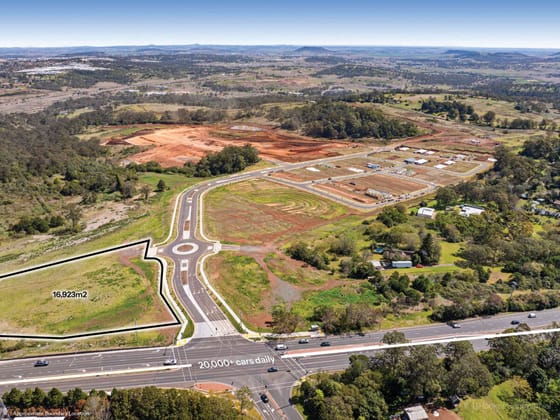 Lot 902/1-5 New England Highway Mount Kynoch QLD 4350 - Image 3