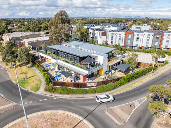 Click to view all images 7A Copernicus Way Keilor Downs VIC 3038 - Image 5