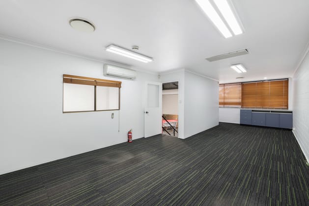 7/7 Clearview Place Brookvale NSW 2100 - Image 4