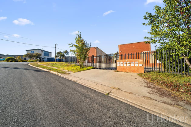 11/43 Bayldon Road Queanbeyan West NSW 2620 - Image 1