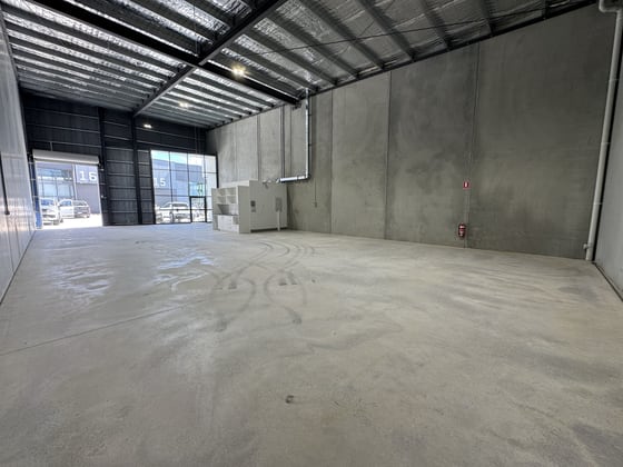 Click to view all images 61 - 63 Sheppard Street Hume ACT 2620 - Image 5