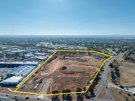 3 Federation Dr Melton VIC 3337 - Image 5