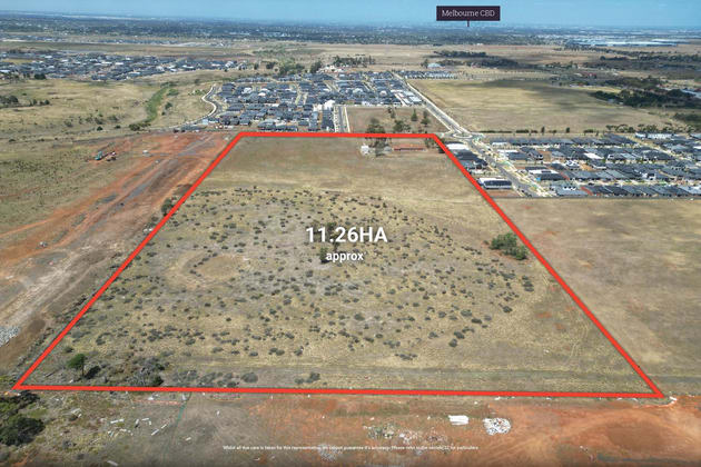 65 Gray Court Deanside VIC 3336 - Image 3