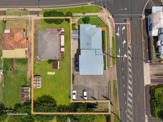 184 Ruthven Street North Toowoomba QLD 4350 - Image 2