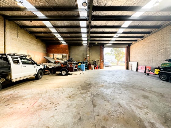 3/31 Rushdale Street Knoxfield VIC 3180 - Image 2