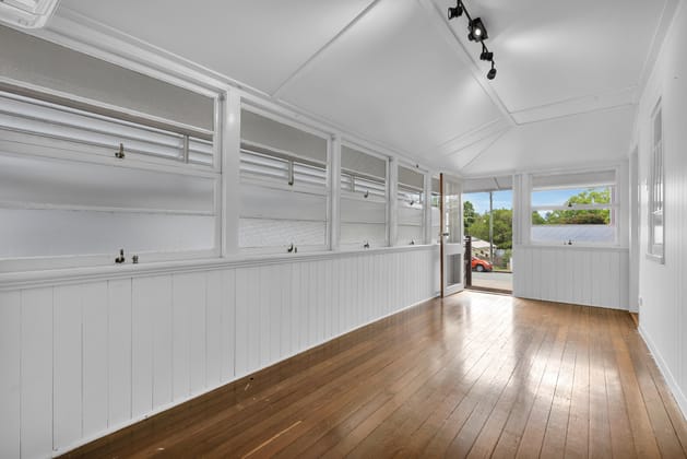 35 Coral Street Maleny QLD 4552 - Image 3