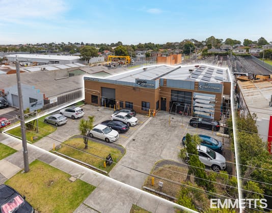 3 Aristoc Rd Glen Waverley VIC 3150 - Image 1