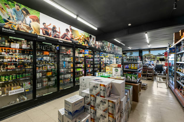 27 Somers Parade Altona VIC 3018 - Image 5