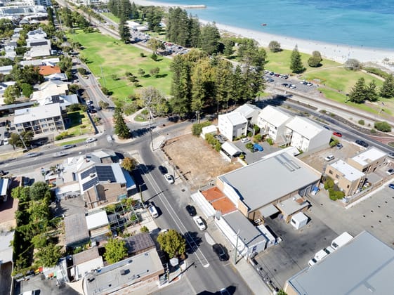 343 South Terrace South Fremantle WA 6162 - Image 4