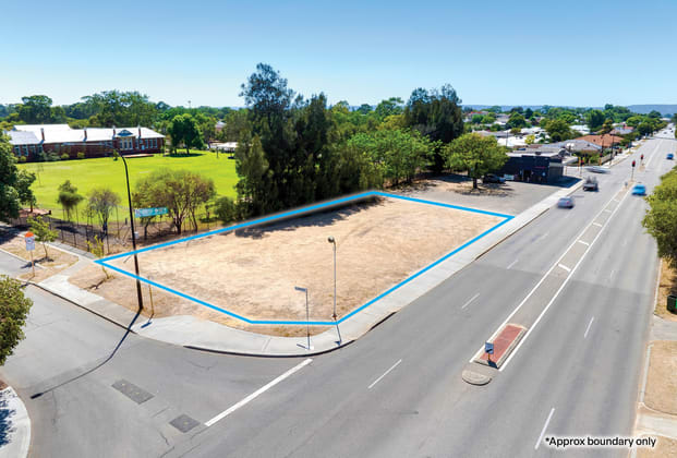 72 Walter Road Eden Hill WA 6054 - Image 2