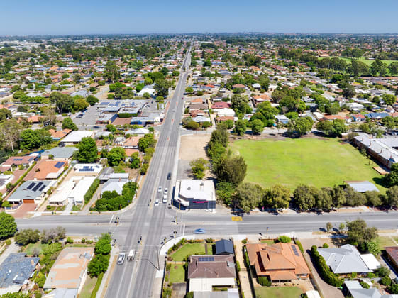 72 Walter Road Eden Hill WA 6054 - Image 4