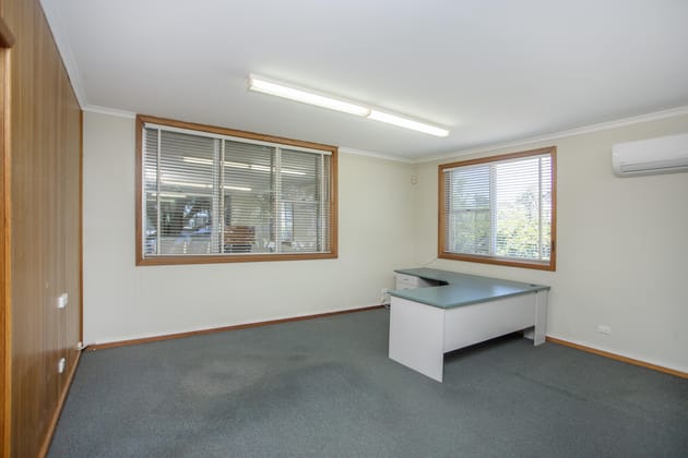 15 Isabella Street Wingham NSW 2429 - Image 4