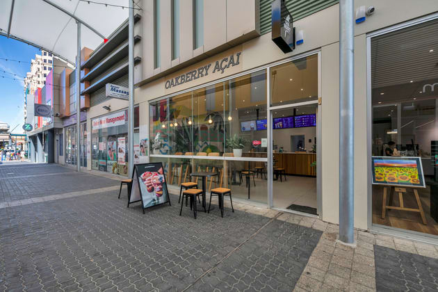 Shop 8/7 Moseley Square (Holdfast Walk) Glenelg SA 5045 - Image 2