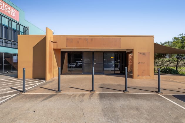 13/1-5 Gardner Court Wilsonton QLD 4350 - Image 1