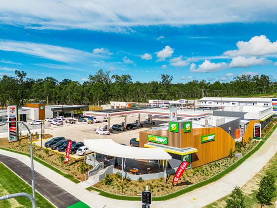 7-Eleven & Subway, 2 Binnies Road Ripley QLD 4306 - Image 2