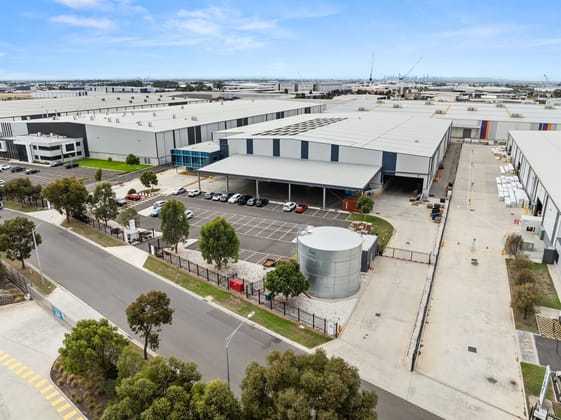 10 Dunmore Drive Truganina VIC 3029 - Image 2