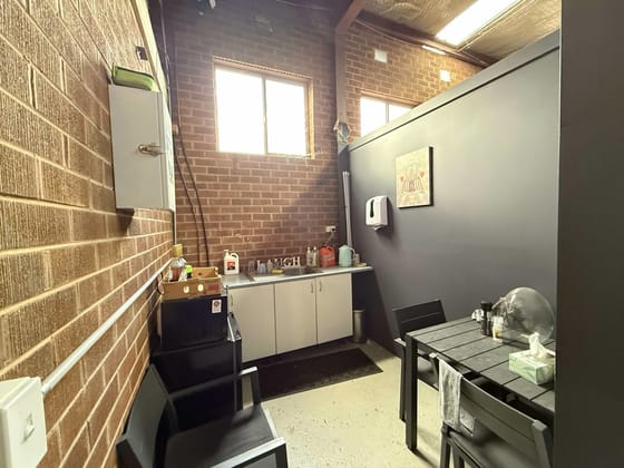 32 Maryborough Street Fyshwick ACT 2609 - Image 5